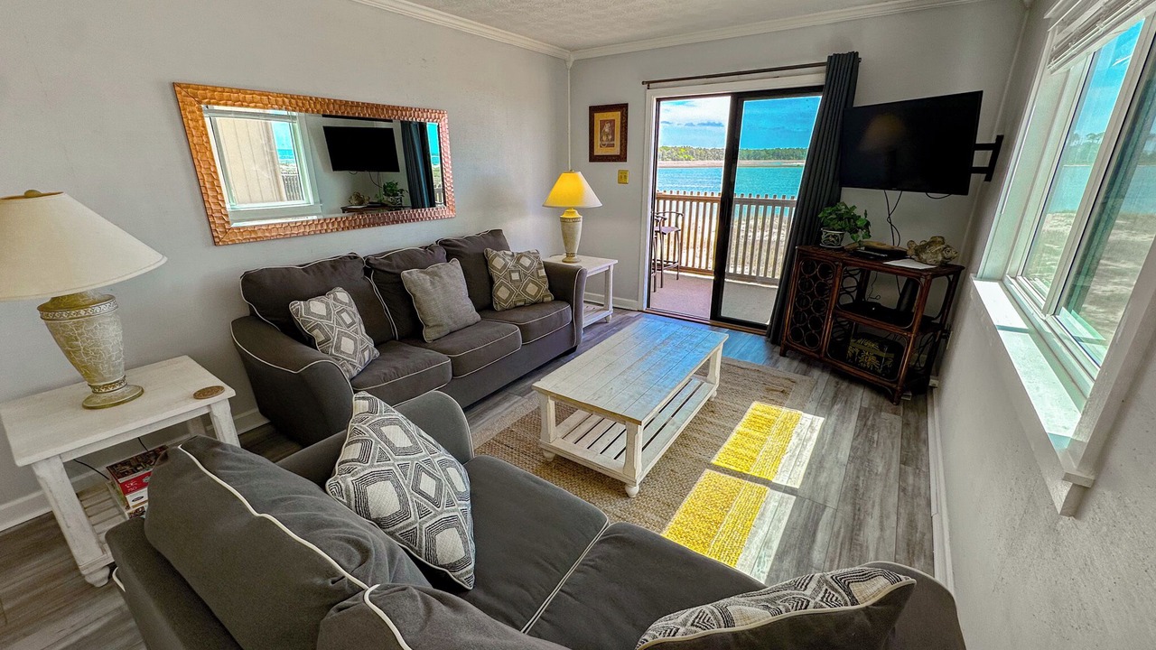 Photo of Livingroom in North Myrtle Beach
