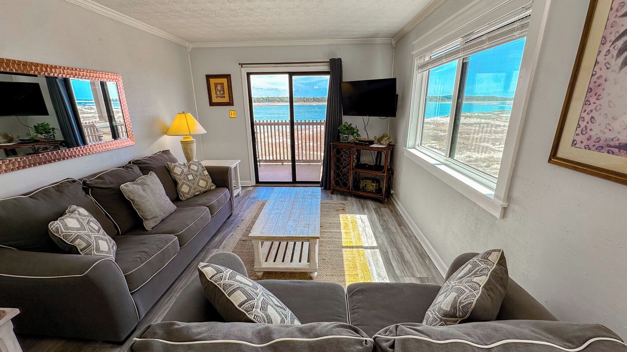 Photo of Livingroom in North Myrtle Beach