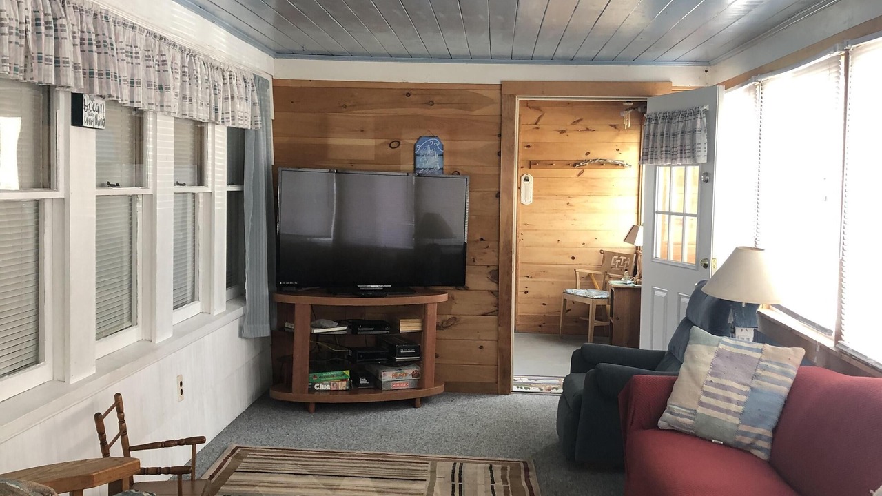Photo of Livingroom in Wells Beach