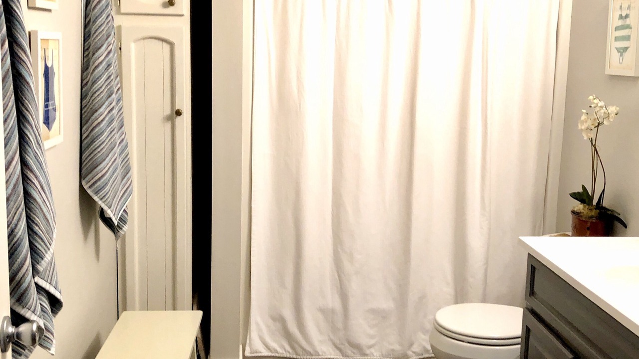 Photo of Bathroom in Langley
