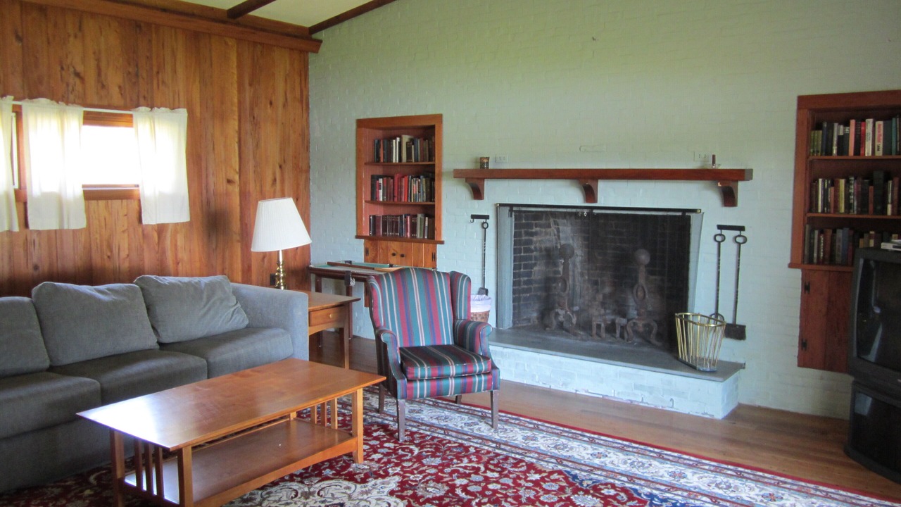 Photo of Livingroom in Westport