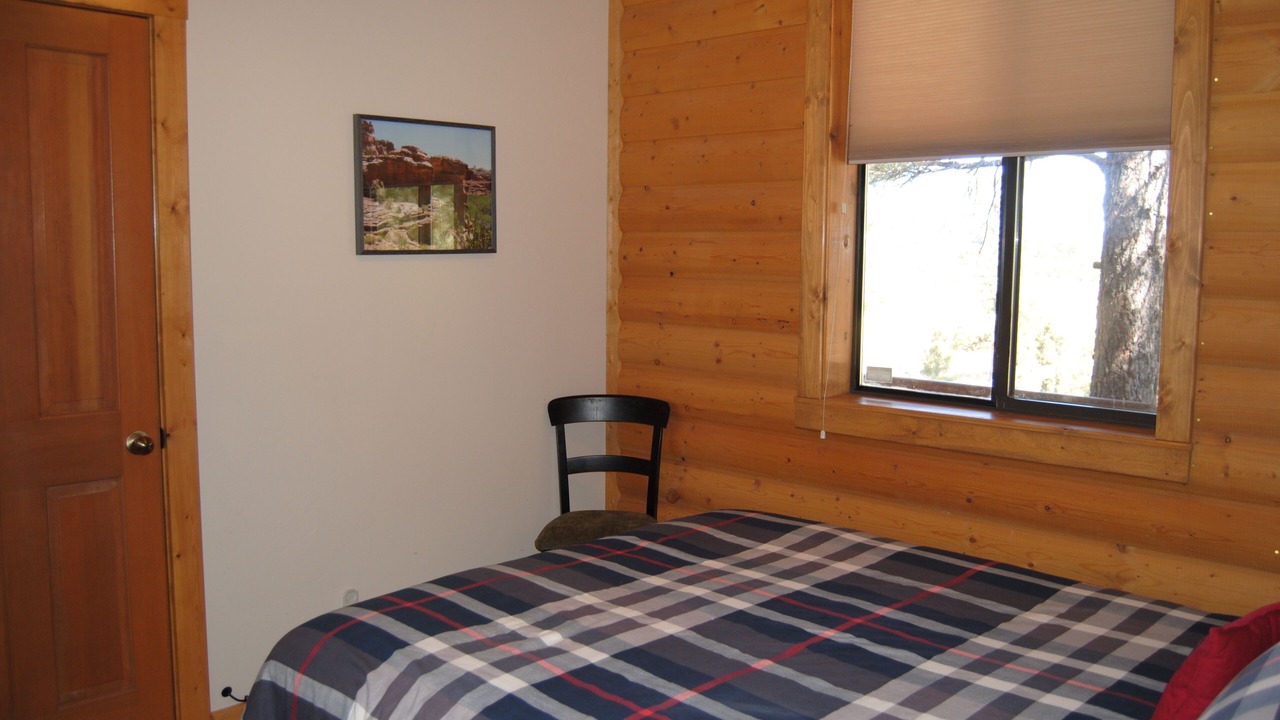 Photo of Bedroom in Long Valley Junction