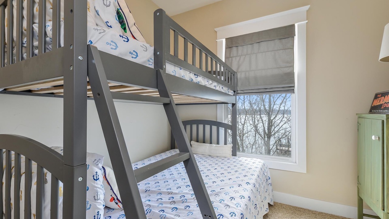 Photo of Bedroom in Saugatuck
