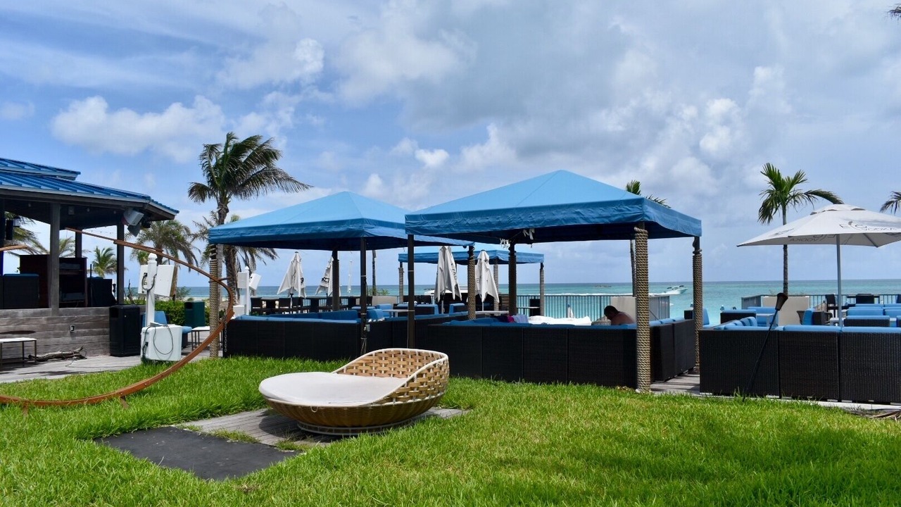 Photo of Patio Balcony in Alice Town