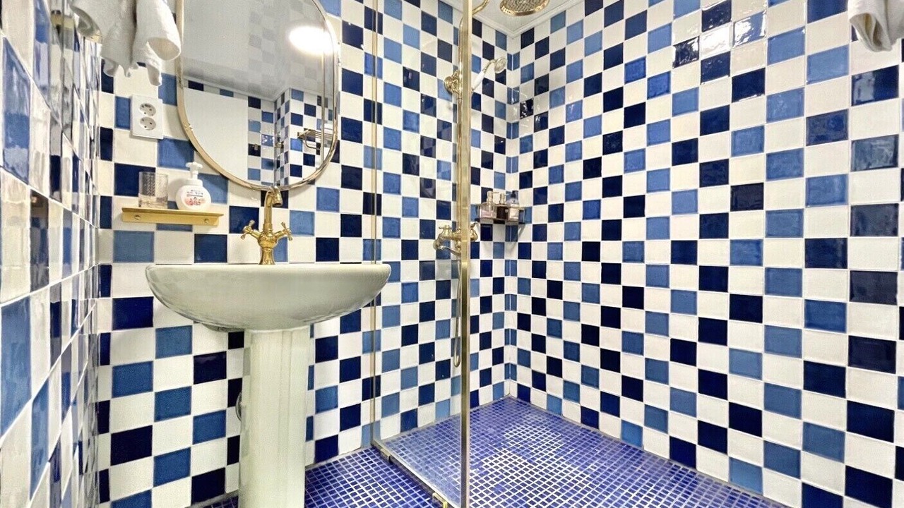 Photo of Bathroom in Yongsan-gu