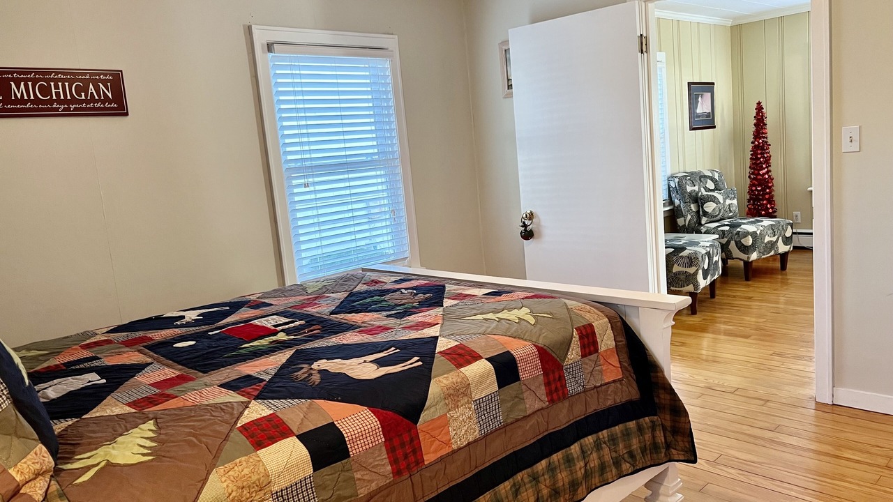 Photo of Bedroom in Saugatuck