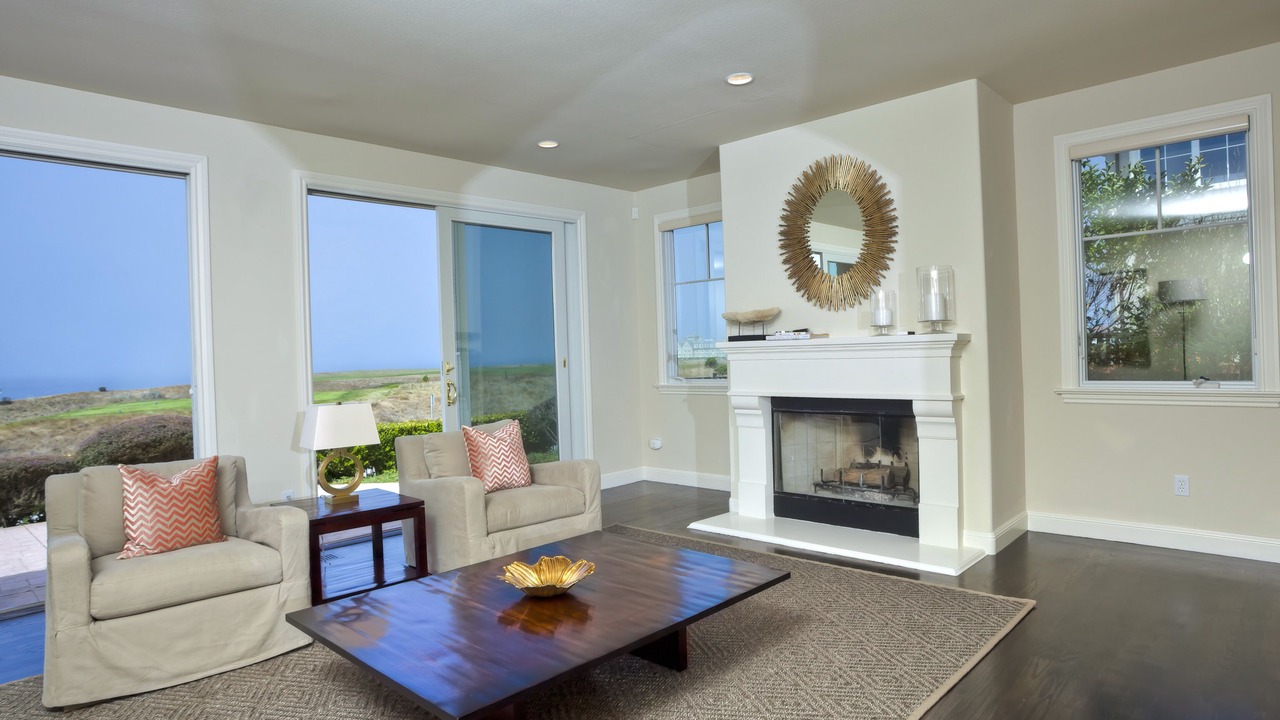 Photo of Livingroom in Half Moon Bay