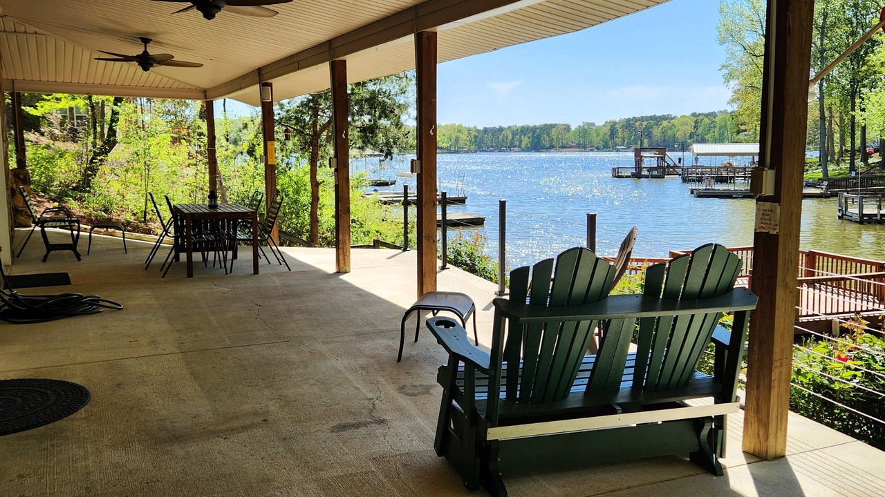 Photo of Patio Balcony in New London