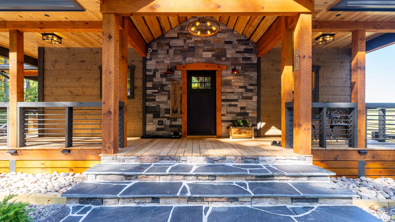 Photo of Patio Balcony in Ellijay