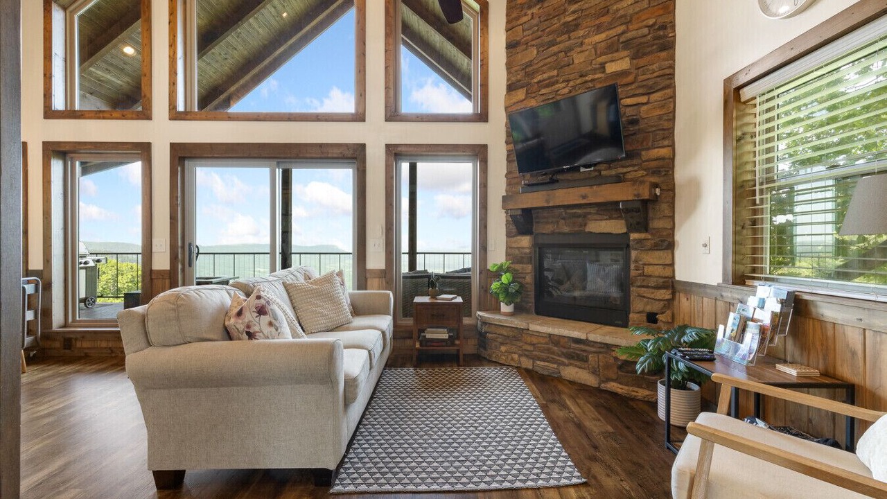 Photo of Livingroom in Jasper