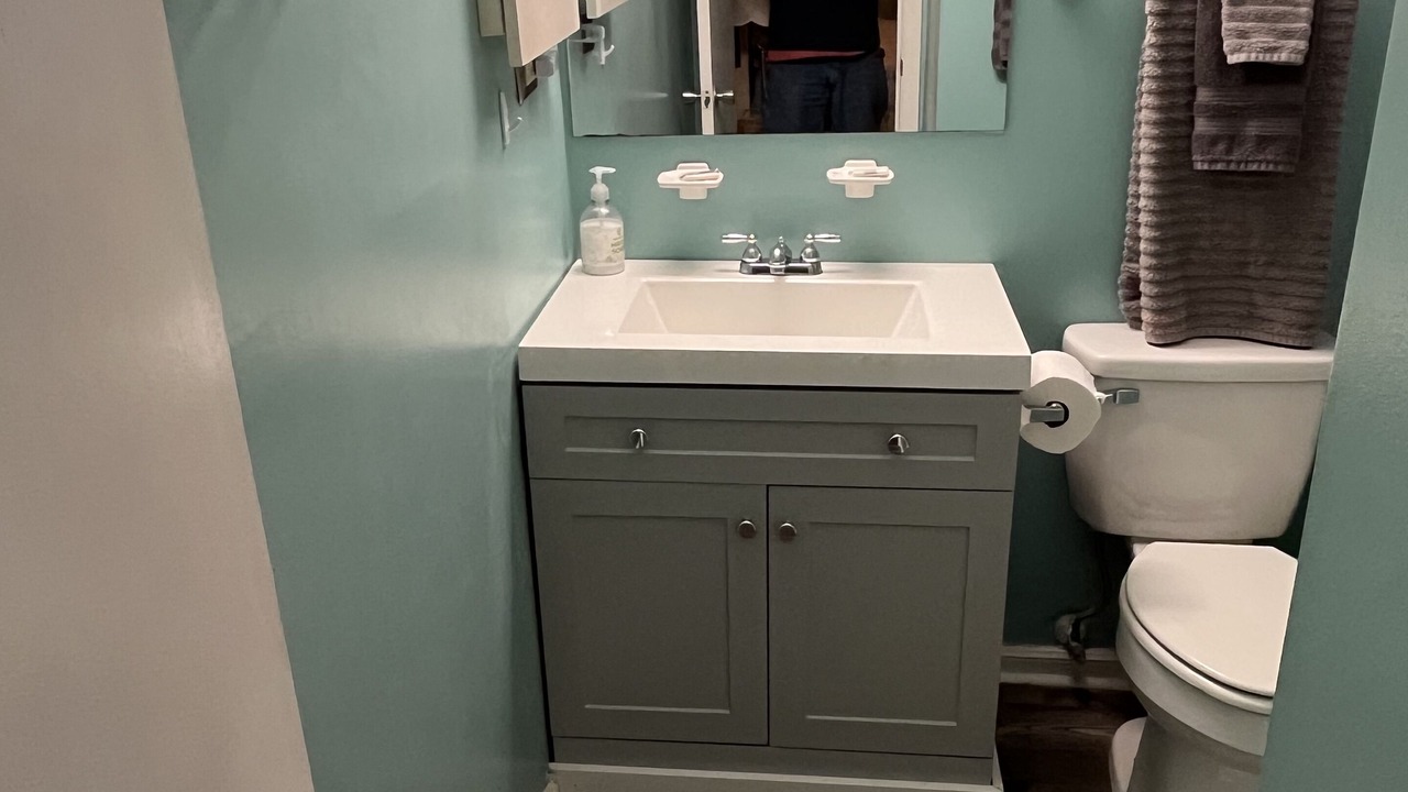 Photo of Bathroom in Garden City