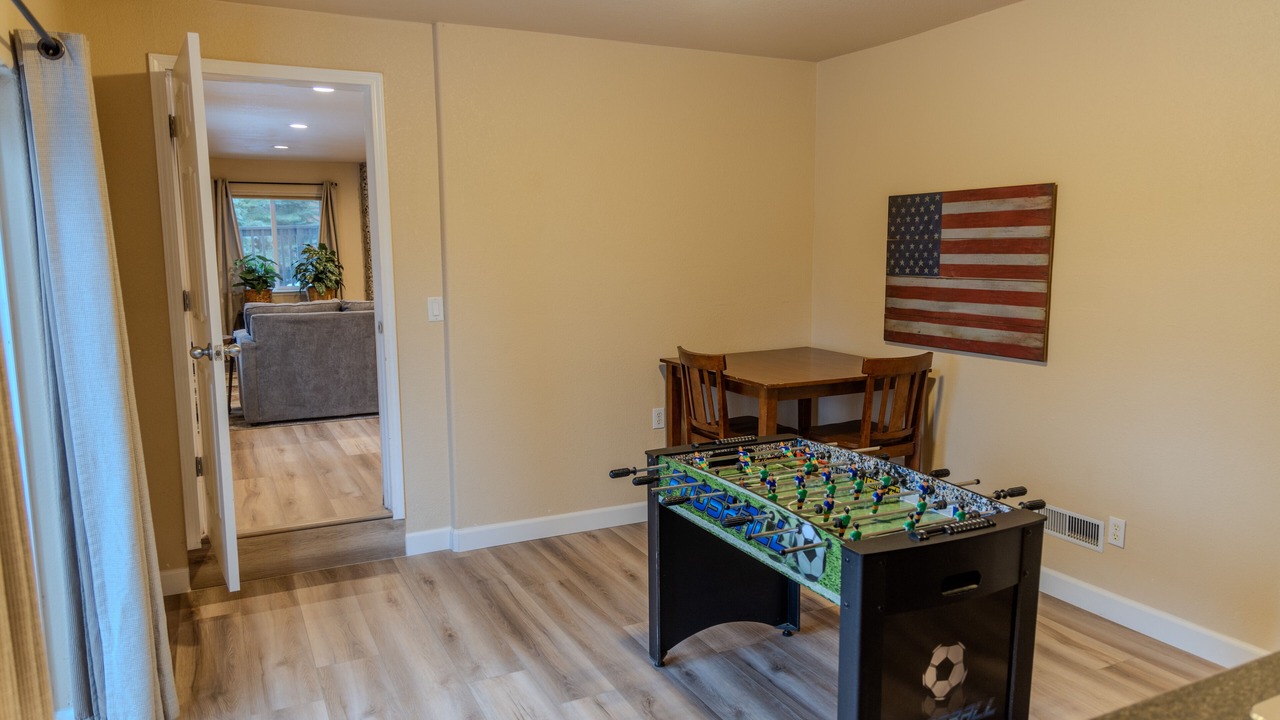 Photo of Bedroom in Country Club Estates