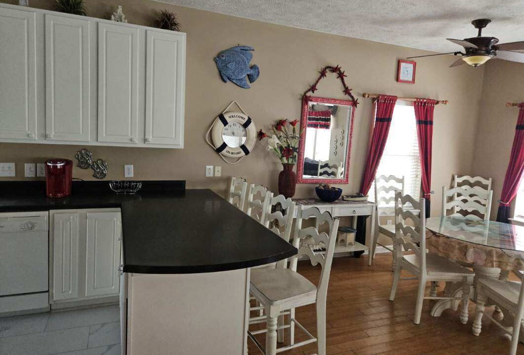 Photo of Livingroom in Surfside Beach