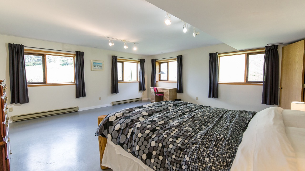 Photo of Bedroom in Rock Creek