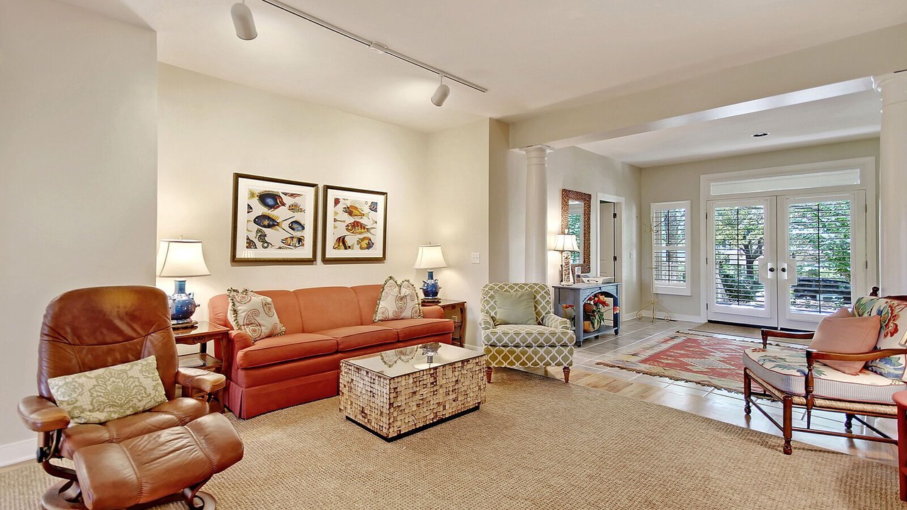 Photo of Livingroom in Vanderhorst Plantation