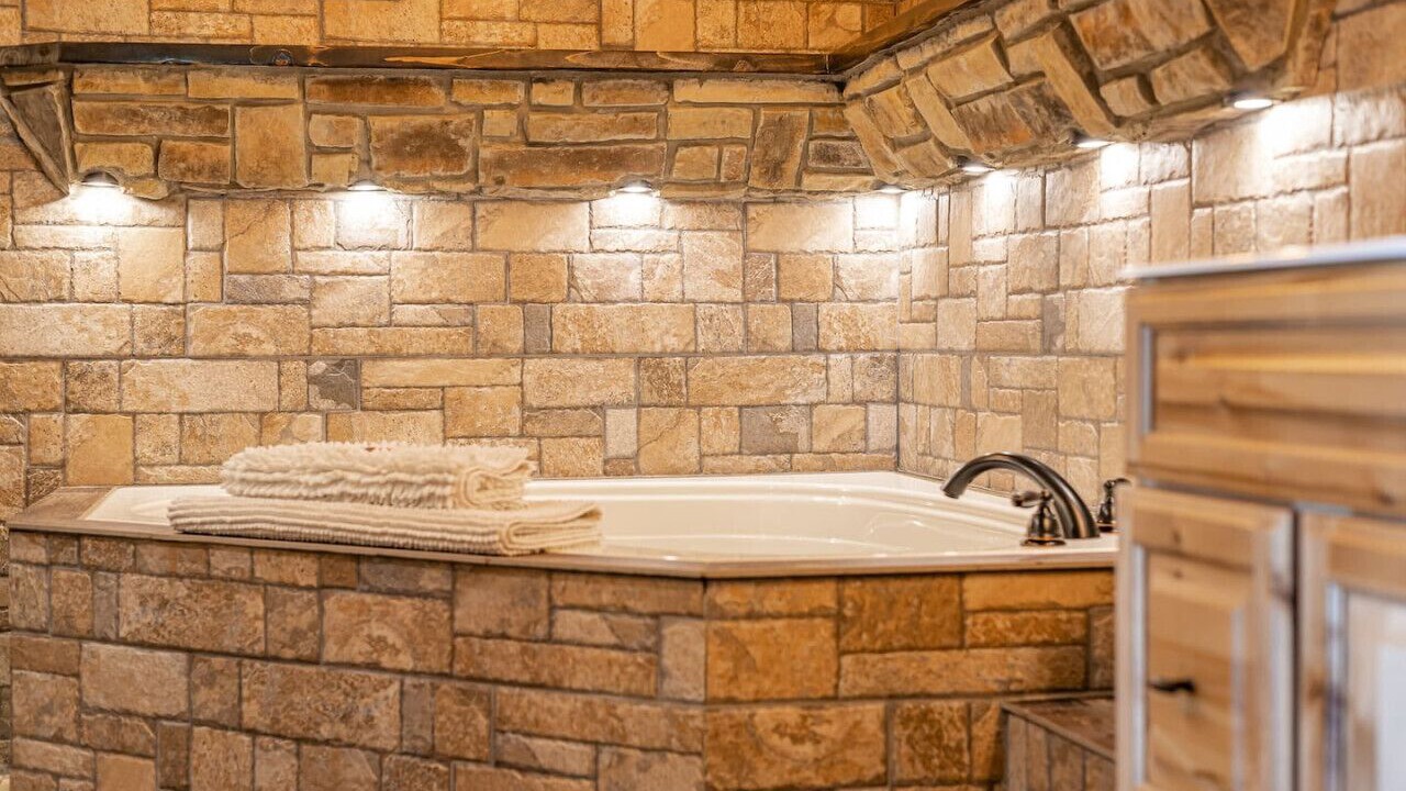 Photo of Bathroom in Jasper