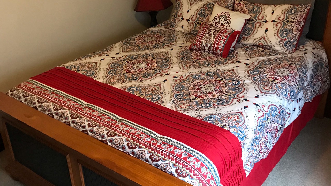 Photo of Bedroom in Decorah