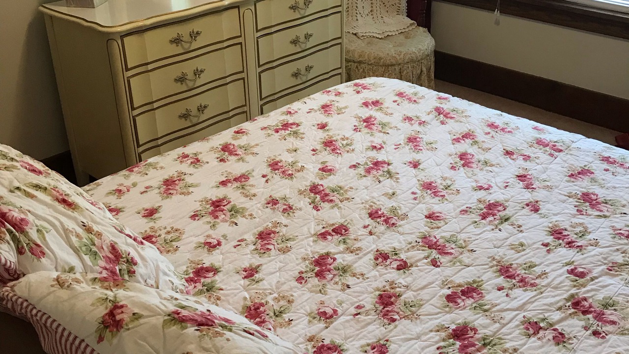 Photo of Bedroom in Decorah