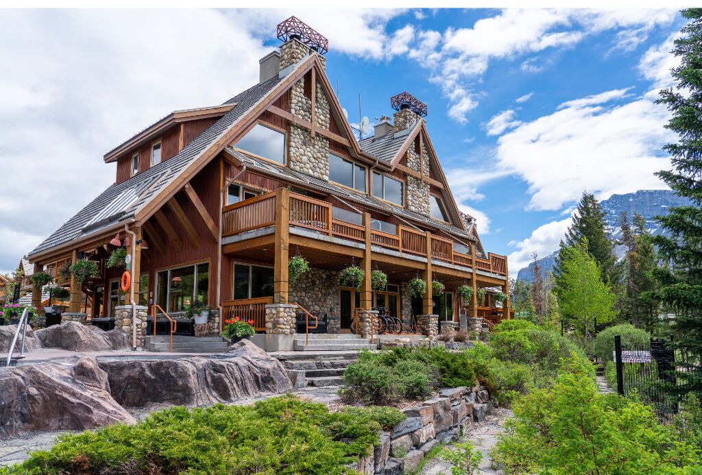 Photo of Others in Banff