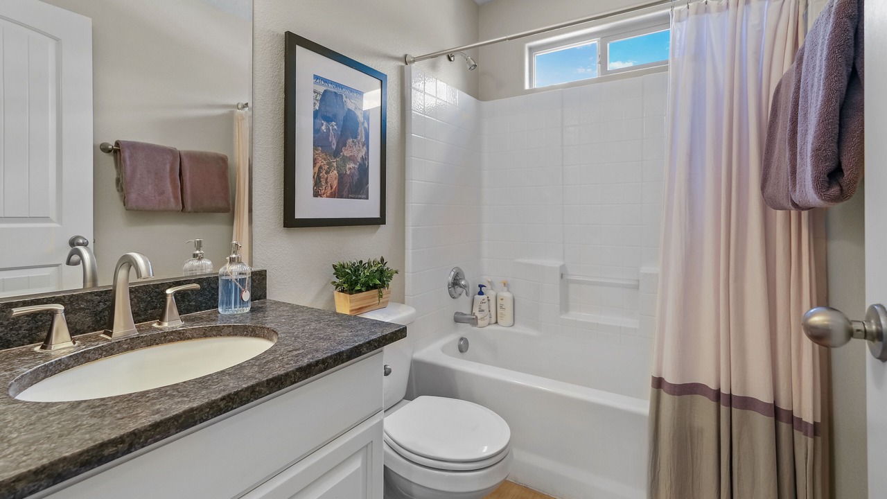 Photo of Bathroom in La Verkin
