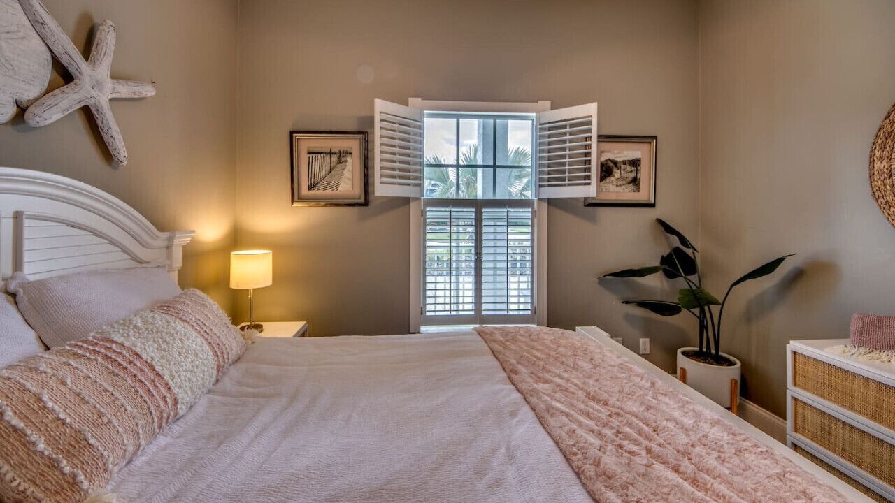Photo of Bedroom in Caloosahatchee