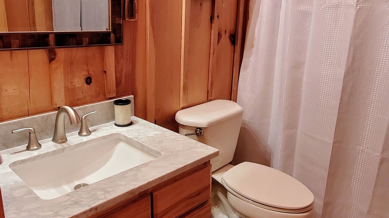 Photo of Bathroom in Six Mile