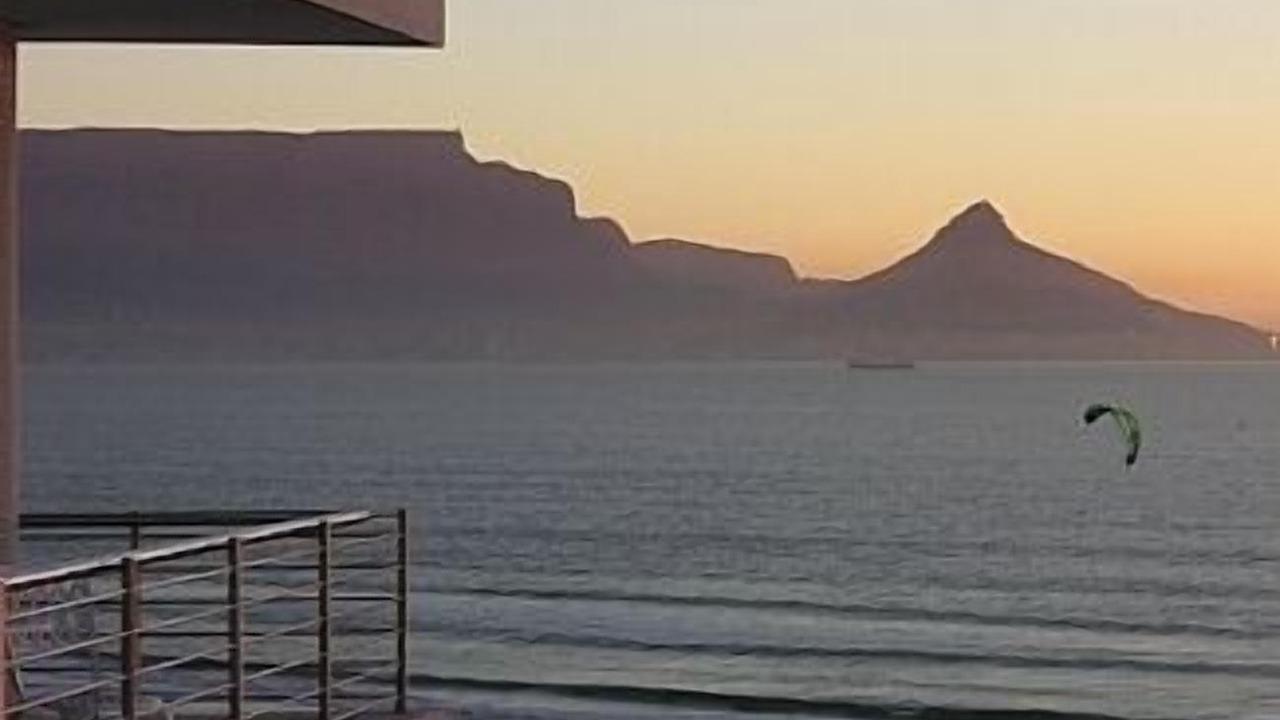 Photo of Patio Balcony in Bloubergstrand