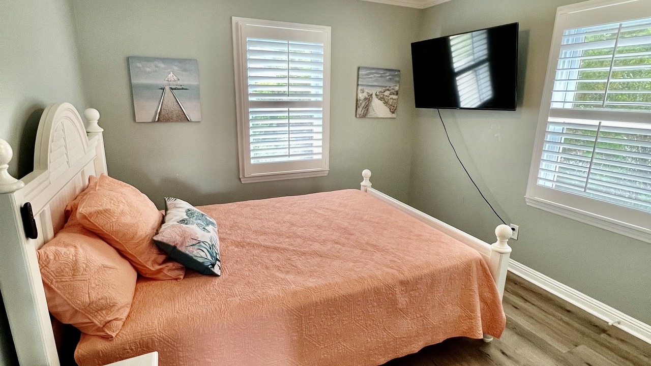 Photo of Bedroom in Emerald Isle