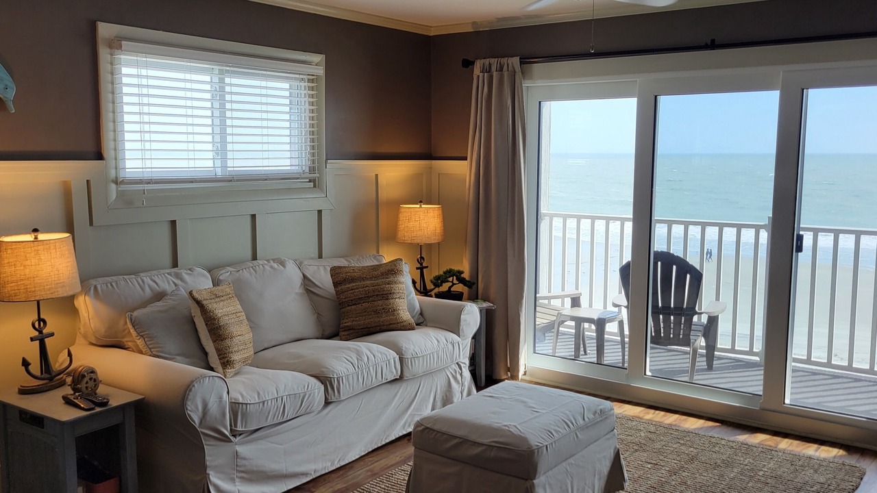 Photo of Livingroom in Surfside Beach