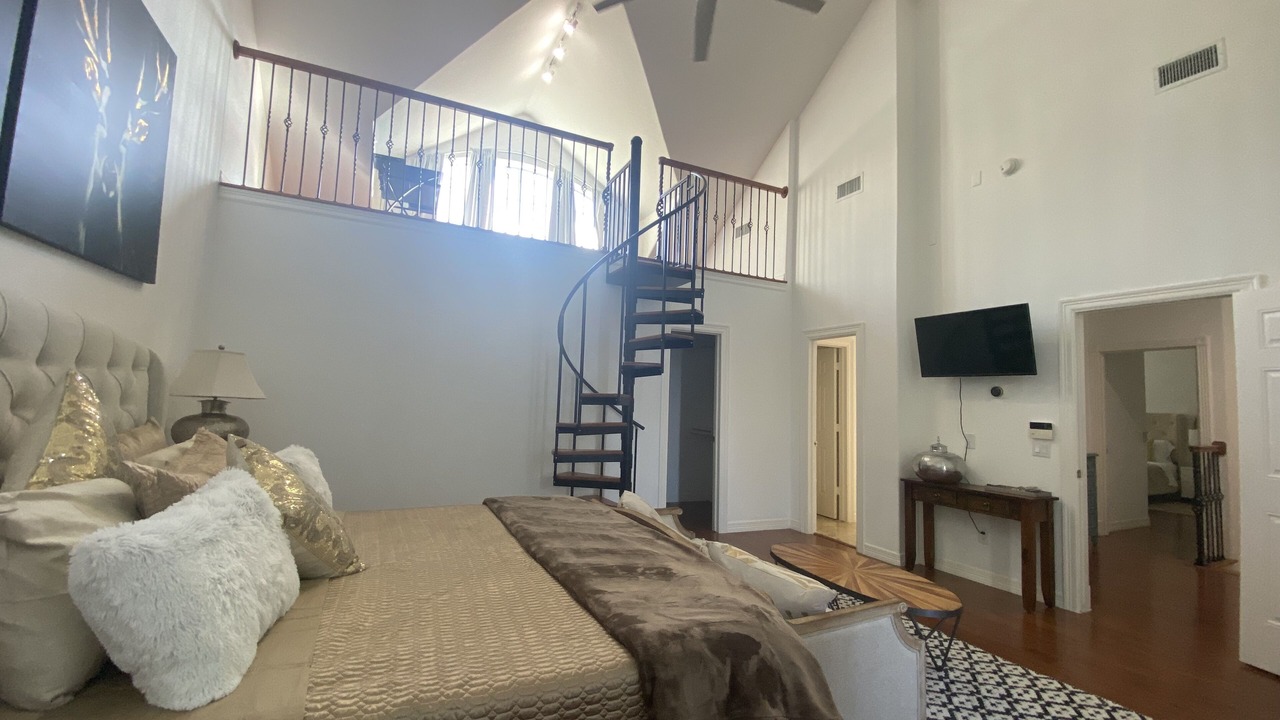Photo of Bedroom in South Central Houston