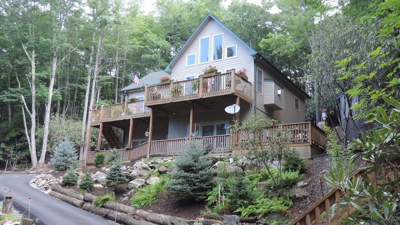 Photo of Others in Beech Mountain