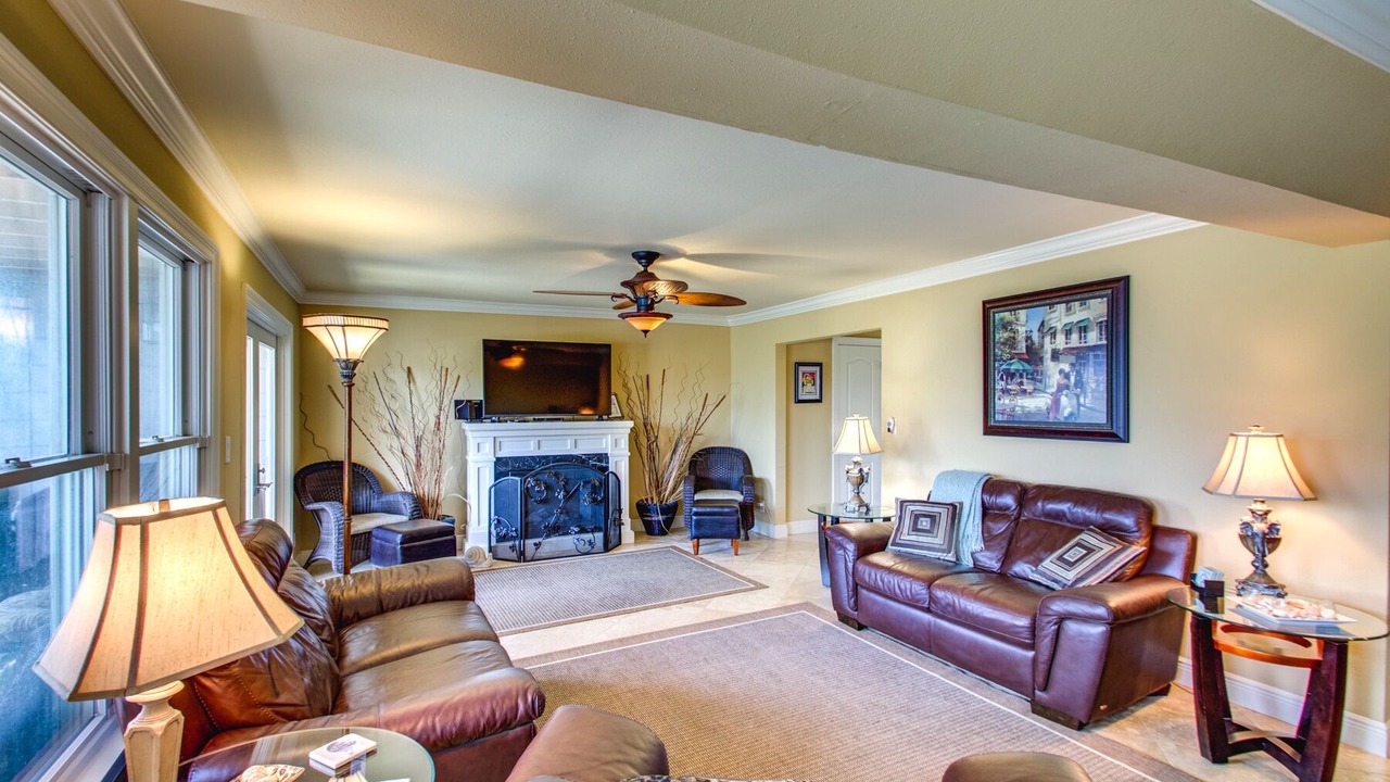 Photo of Livingroom in Pensacola Beach
