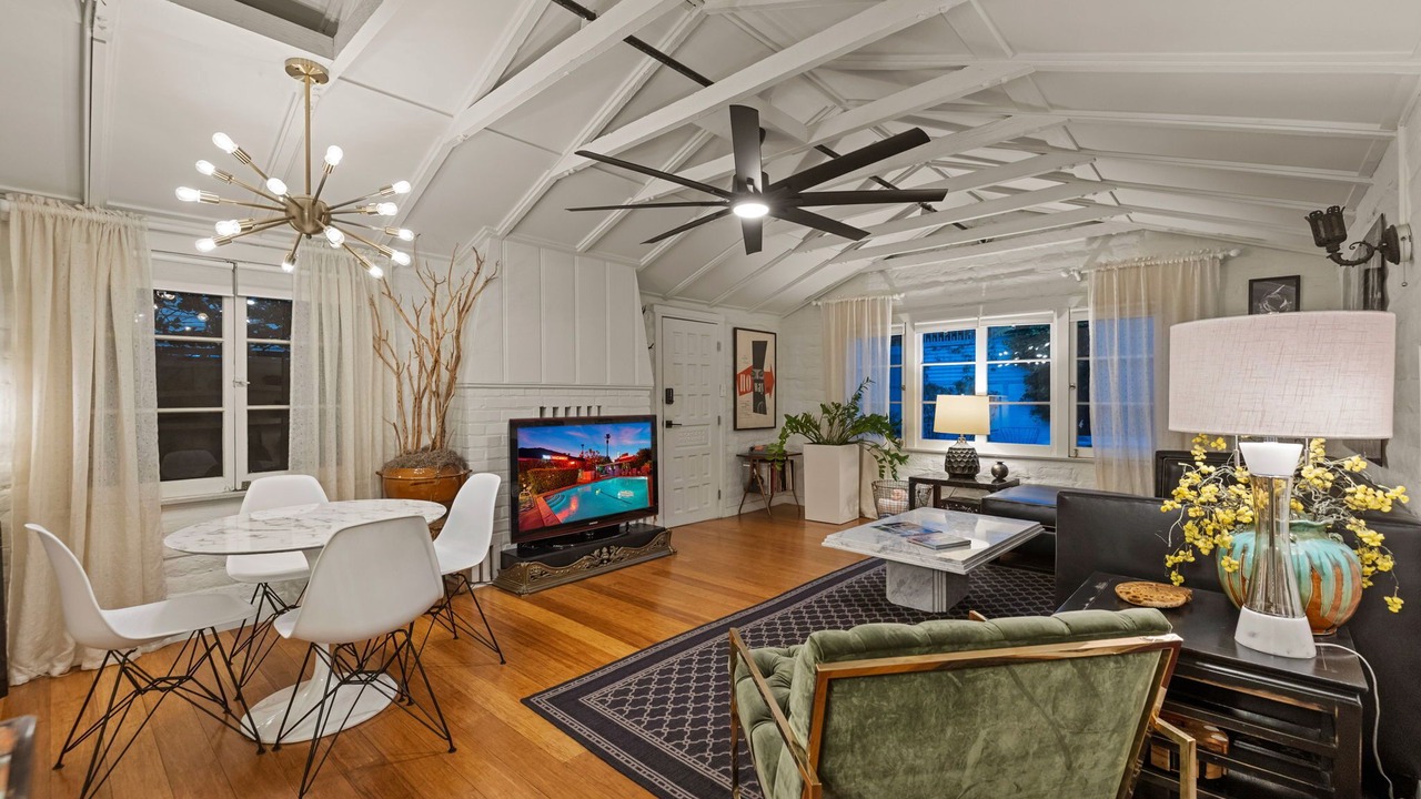 Photo of Livingroom in Tahquitz River Estates