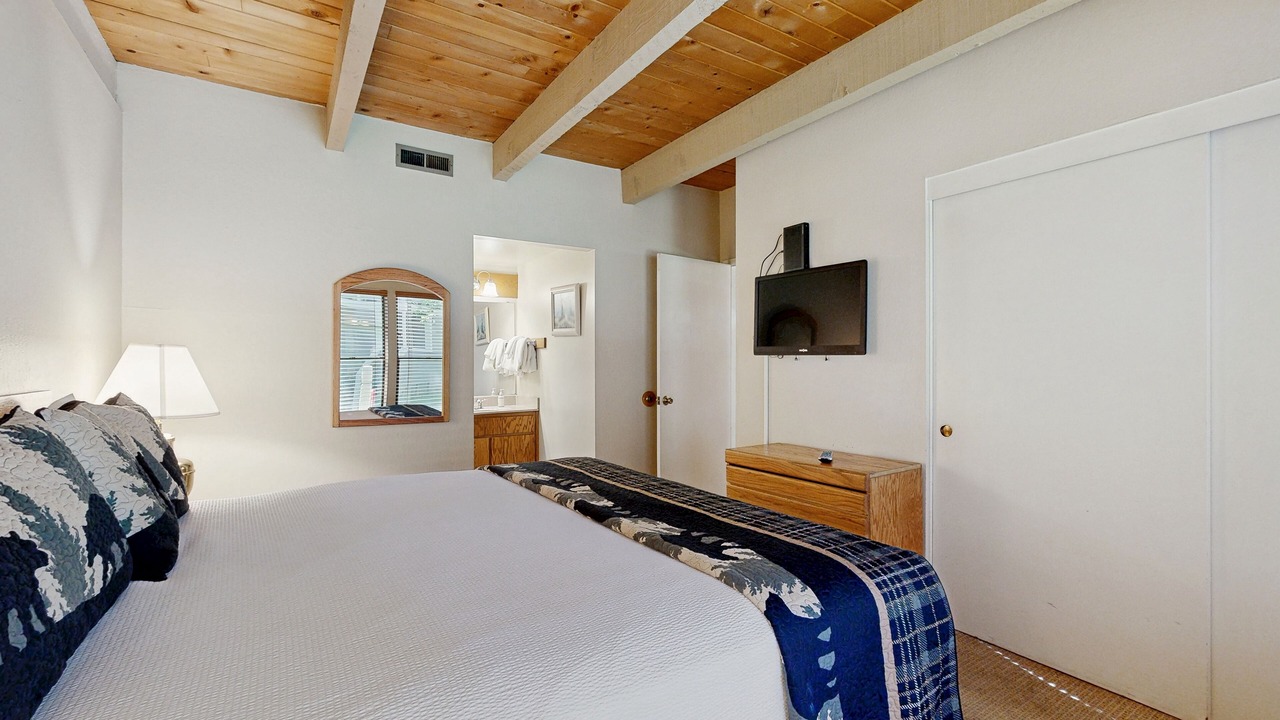 Photo of Bedroom in South Lake Tahoe