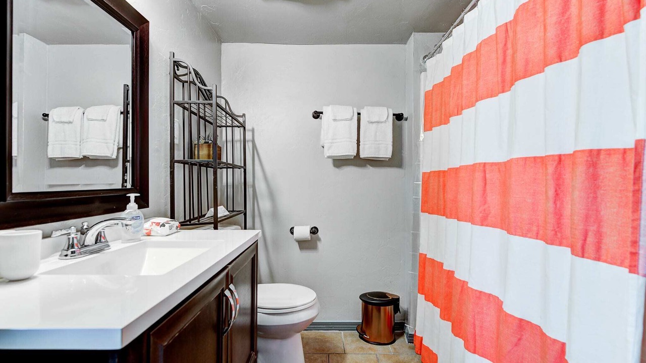 Photo of Bathroom in Central Oklahoma City