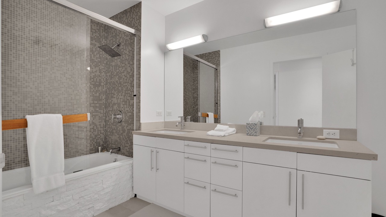 Photo of Bathroom in Hayes Valley