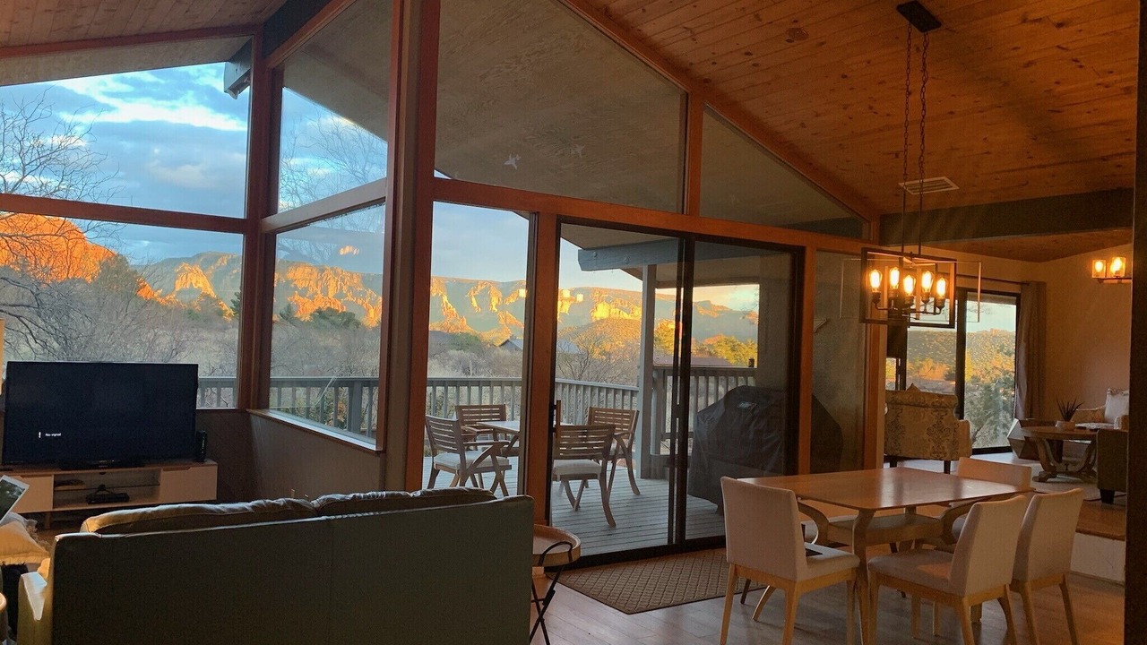 Photo of Livingroom in West Sedona