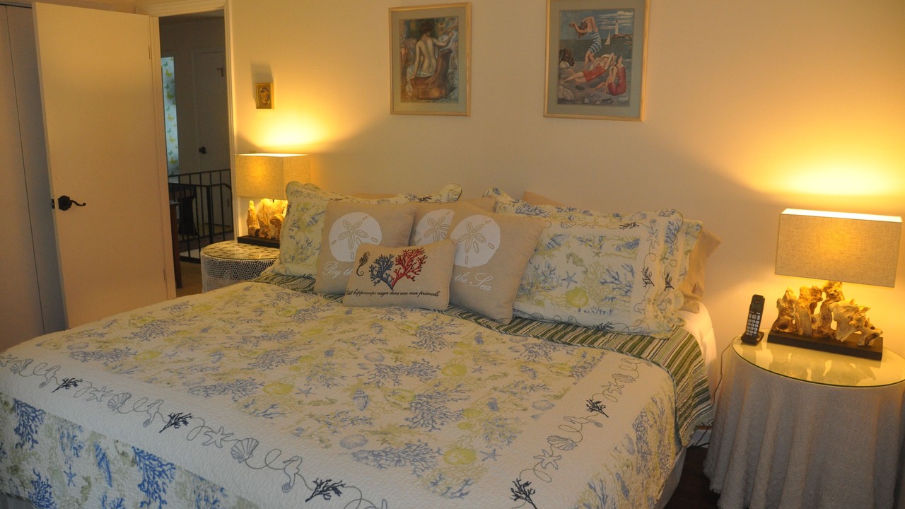 Photo of Bedroom in Clam River
