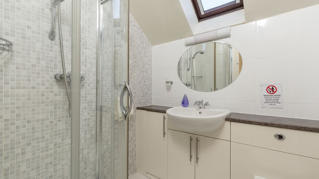 Photo of Bathroom in Slate Islands