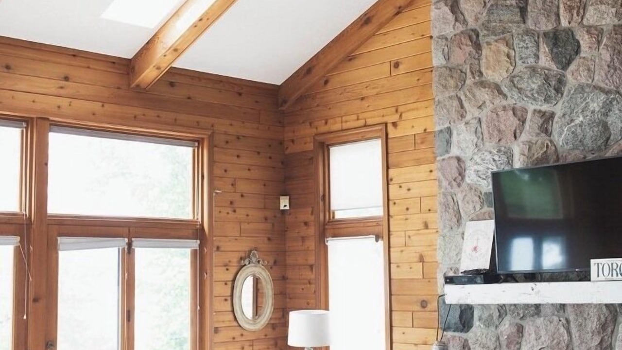 Photo of Bedroom in Clam River
