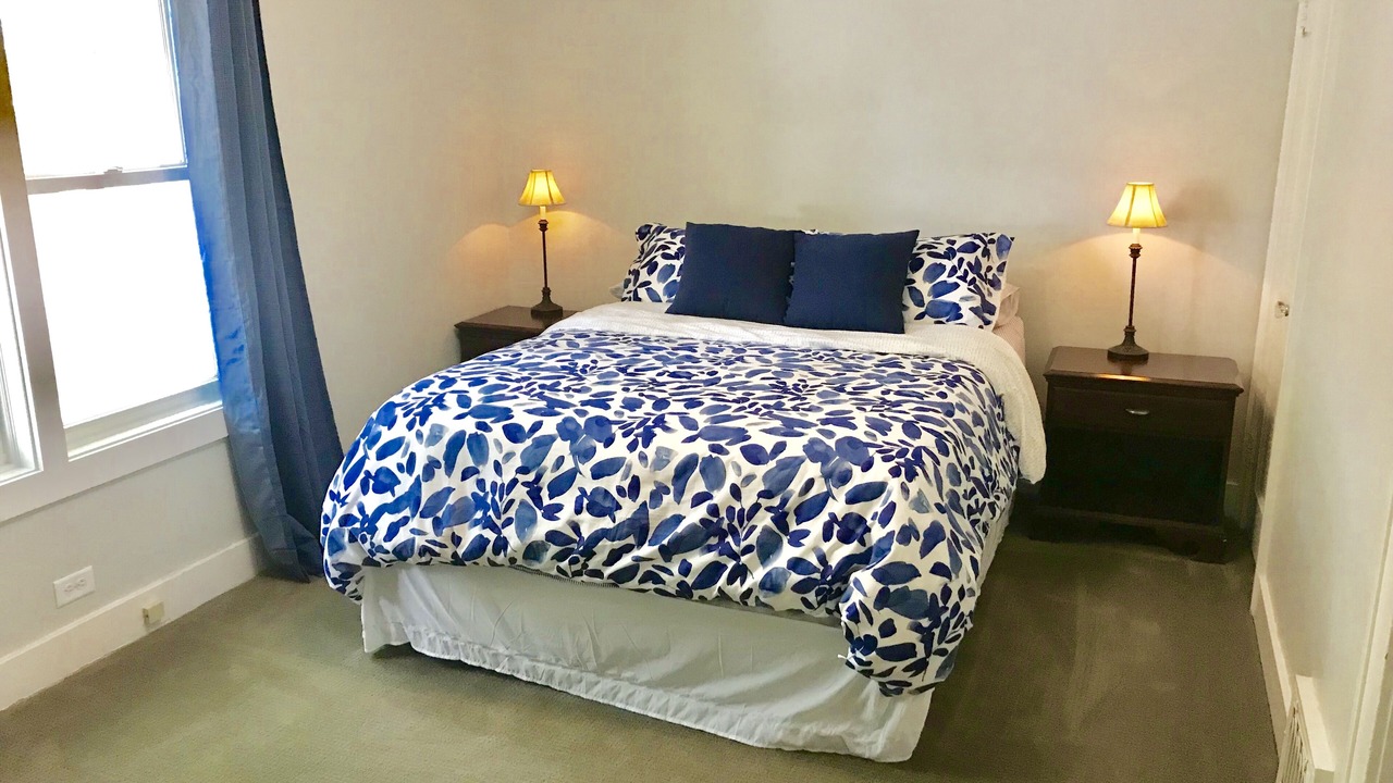 Photo of Bedroom in Clear Lake