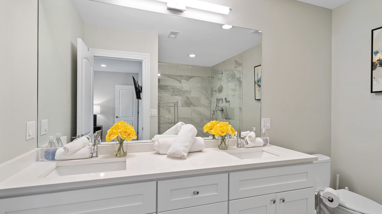 Photo of Bathroom in Avondale