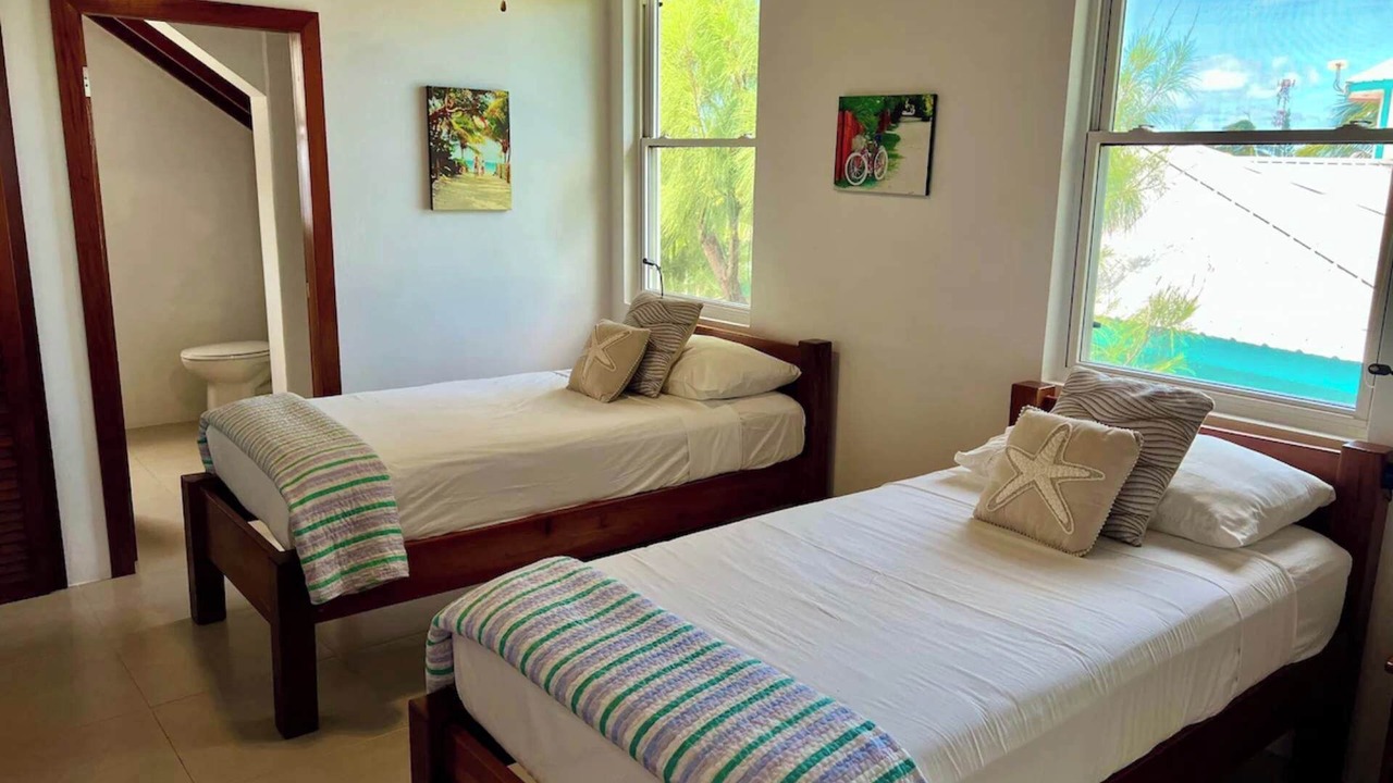 Photo of Bedroom in Caye Caulker
