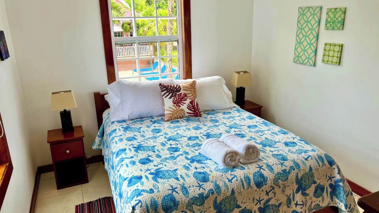 Photo of Bedroom in Caye Caulker
