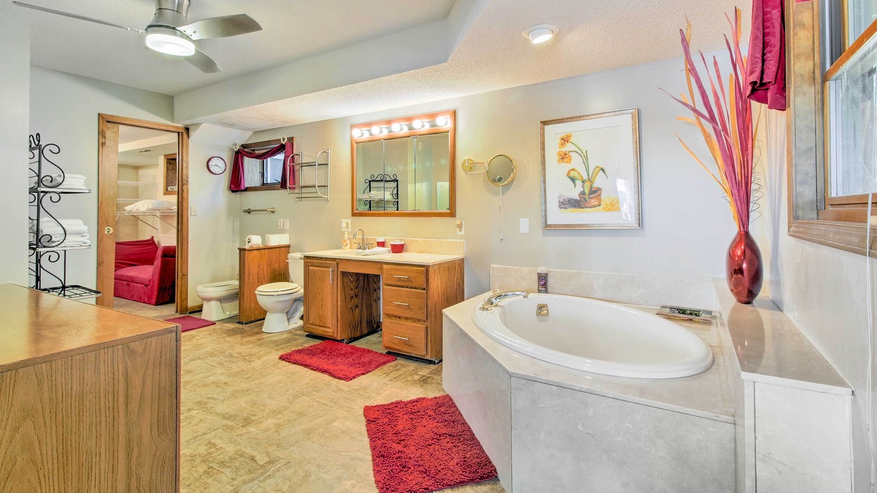 Photo of Bathroom in Sunrise Beach