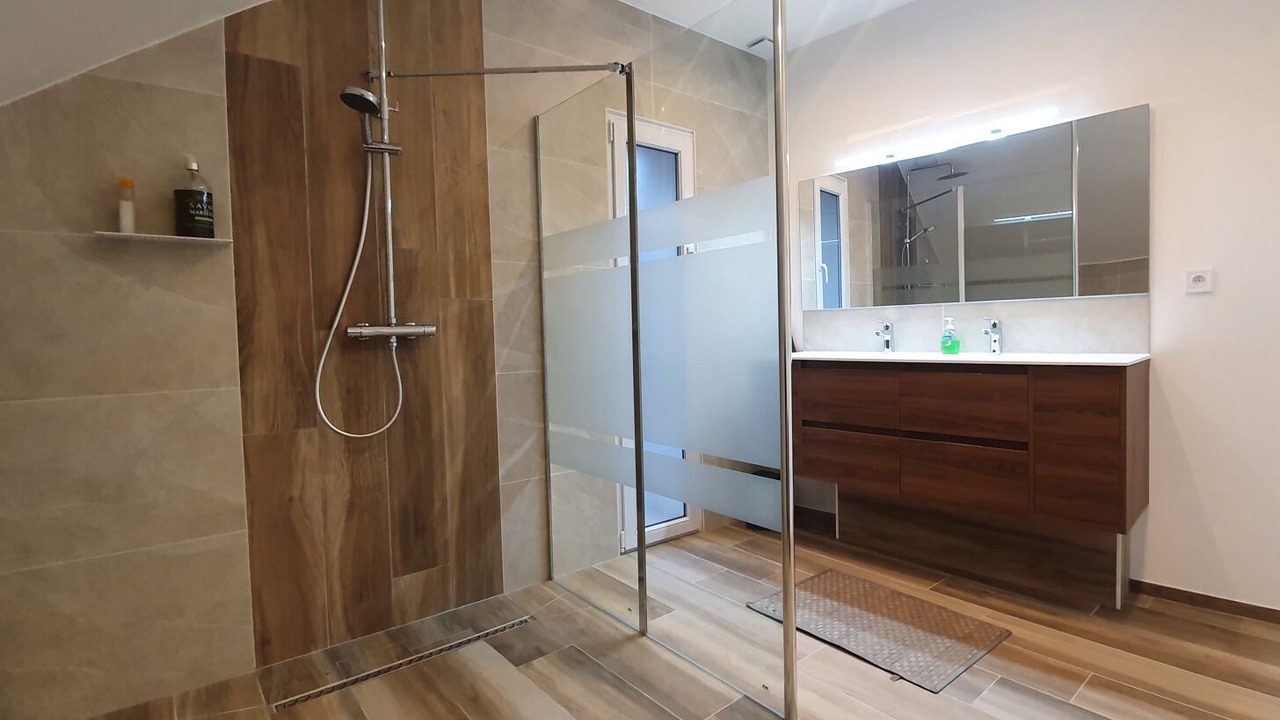Photo of Bathroom in Sainte-Helene-du-Lac
