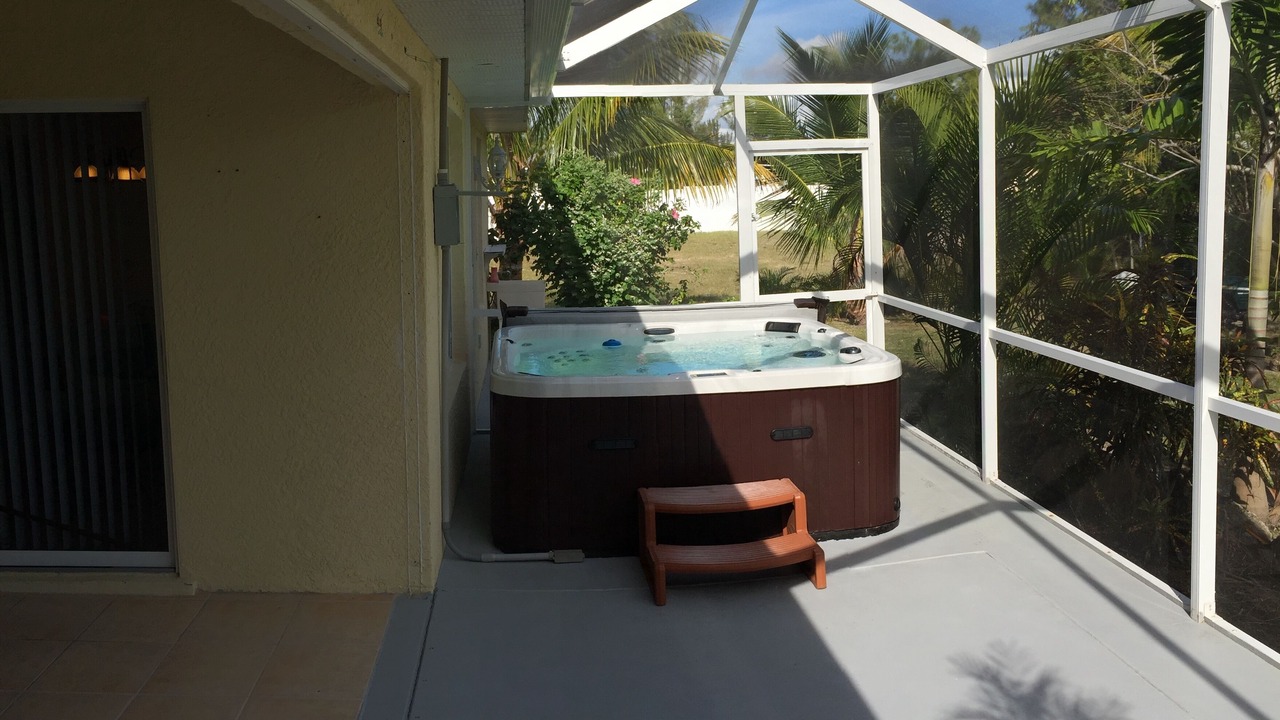 Photo of Outdoor in Pelican