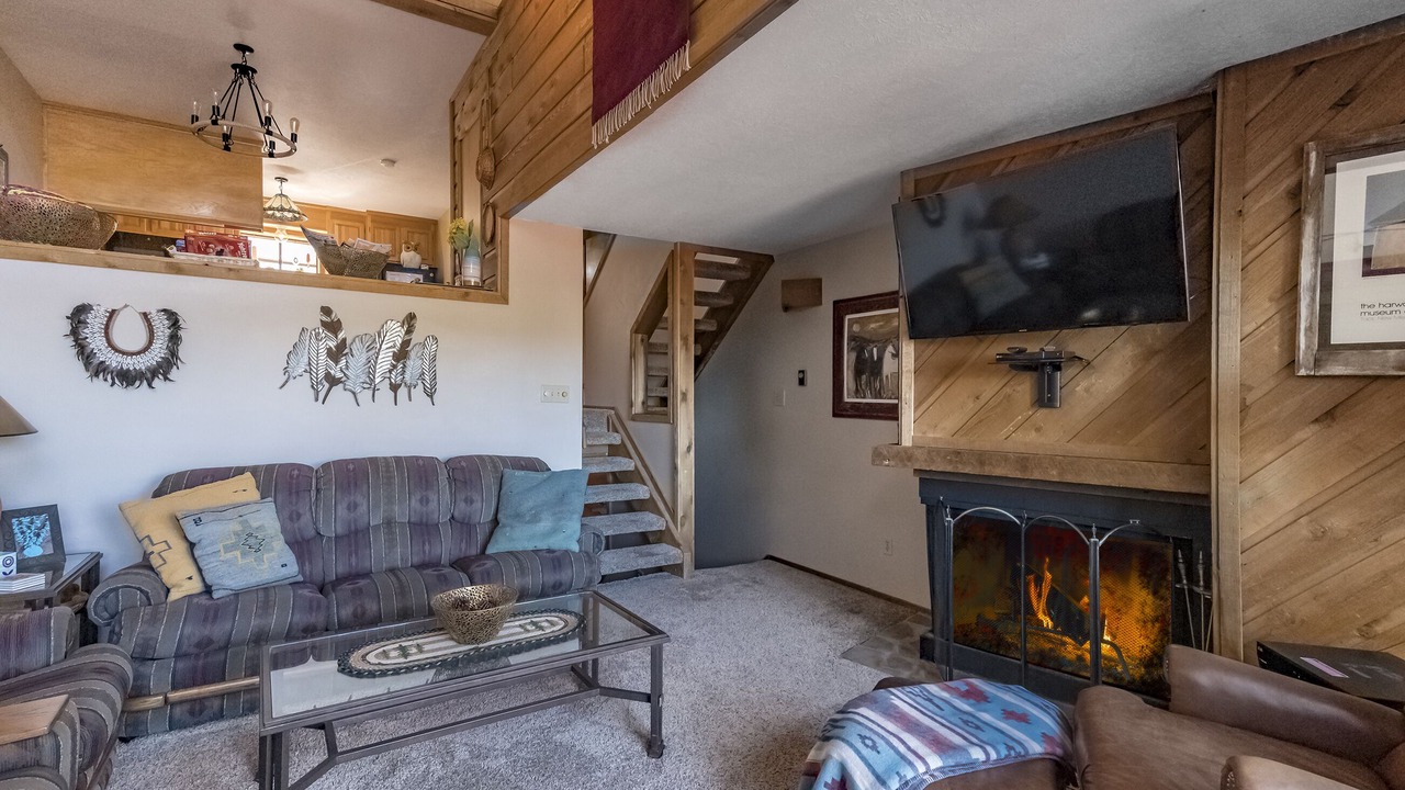 Photo of Livingroom in Angel Fire