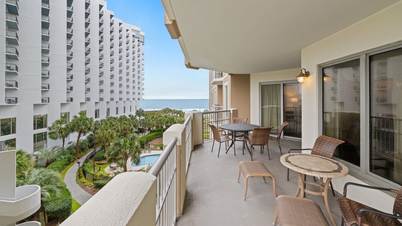 Photo of Patio Balcony in Arcadian Shores