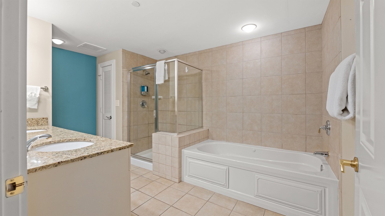 Photo of Bathroom in Arcadian Shores